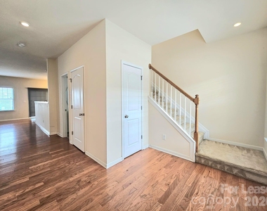 7320 Jane Parks Way - Photo Thumbnail 1