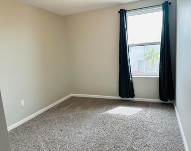 3949 Se Mentmore Lane - Photo Thumbnail 15