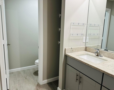 3949 Se Mentmore Lane - Photo Thumbnail 21