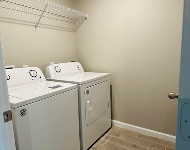 3949 Se Mentmore Lane - Photo Thumbnail 16