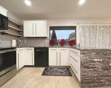 1914 E Spring Valley - Photo Thumbnail 1