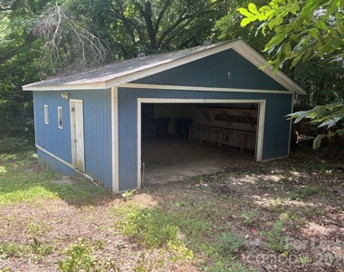 975 Old Charlotte Road Sw - Photo Thumbnail 31