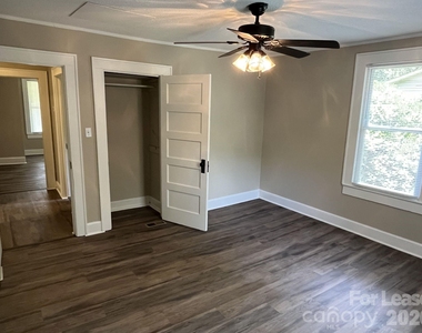 975 Old Charlotte Road Sw - Photo Thumbnail 11