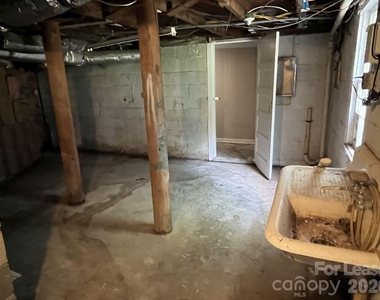975 Old Charlotte Road Sw - Photo Thumbnail 28