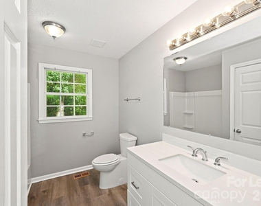 209 Pilots Ridge Drive - Photo Thumbnail 12