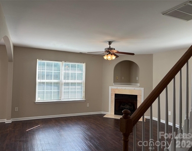 3707 Rocky Brook Court - Photo Thumbnail 6