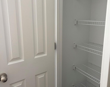 3707 Rocky Brook Court - Photo Thumbnail 17