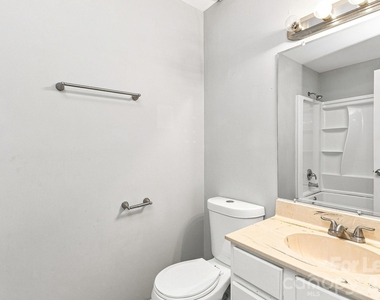 1109 Crescent Way - Photo Thumbnail 8