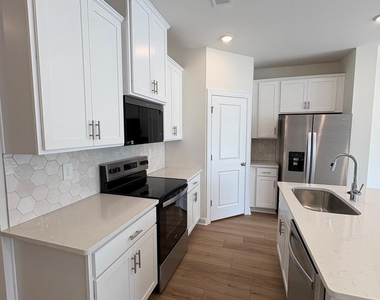 9025 Foggy Brook Loop - Photo Thumbnail 9