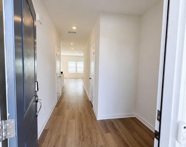 9025 Foggy Brook Loop - Photo Thumbnail 2