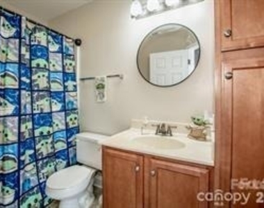 4151 Kenton Glenn Court Nw - Photo Thumbnail 17