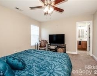 4151 Kenton Glenn Court Nw - Photo Thumbnail 13