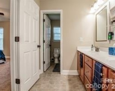 4151 Kenton Glenn Court Nw - Photo Thumbnail 15