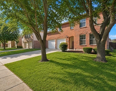 3201 Hoover Drive - Photo Thumbnail 2