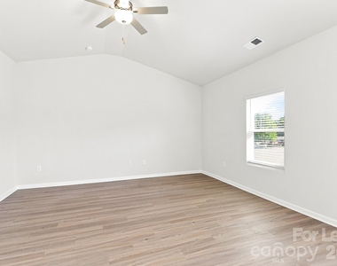 221 Aniston Lane - Photo Thumbnail 7