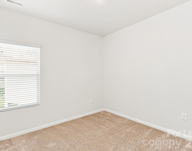 221 Aniston Lane - Photo Thumbnail 9