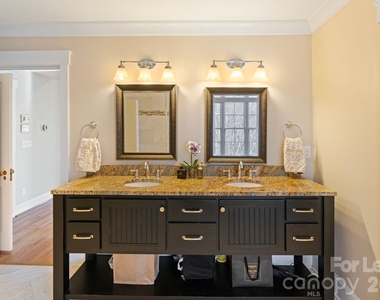 425 Tremont Avenue E - Photo Thumbnail 23
