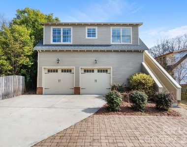 425 Tremont Avenue E - Photo Thumbnail 29
