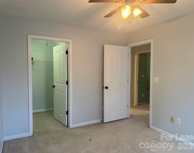 800 Pinkney Place - Photo Thumbnail 18