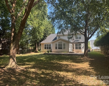 800 Pinkney Place - Photo Thumbnail 27