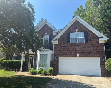800 Pinkney Place - Photo Thumbnail 1