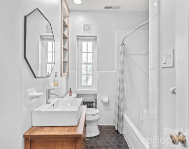 920 Monticello Terrace - Photo Thumbnail 16