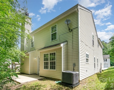 10307 Seedling Lane - Photo Thumbnail 17