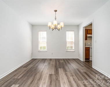 10307 Seedling Lane - Photo Thumbnail 4