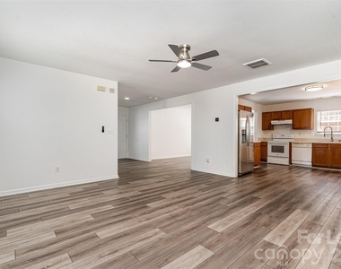 10307 Seedling Lane - Photo Thumbnail 2
