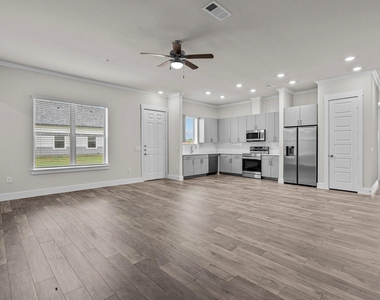 3294 Ganzer Road W - Photo Thumbnail 1