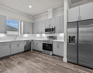 3293 Ganzer Road W - Photo Thumbnail 6