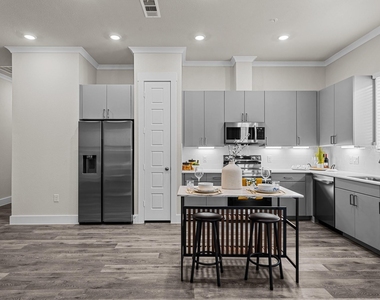 3291 Ganzer Road W - Photo Thumbnail 7