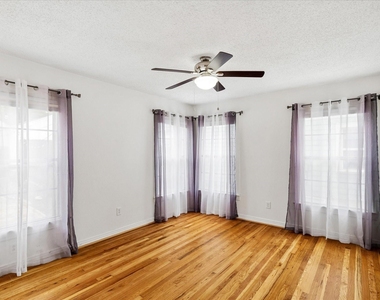 4708 Calmont Avenue - Photo Thumbnail 15