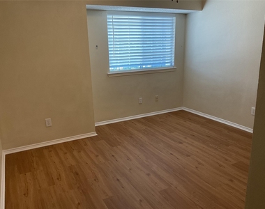 8400 Hickory Street - Photo Thumbnail 17