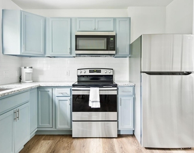 2321 Muret Street - Photo Thumbnail 7
