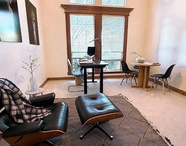 801 Timber Lake Circle - Photo Thumbnail 6
