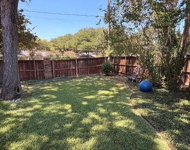 2024 N Saint Andrews Court - Photo Thumbnail 26