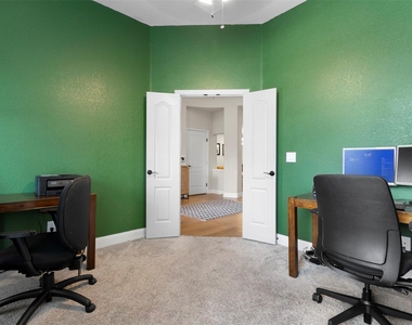 460 Country Meadows Boulevard - Photo Thumbnail 9