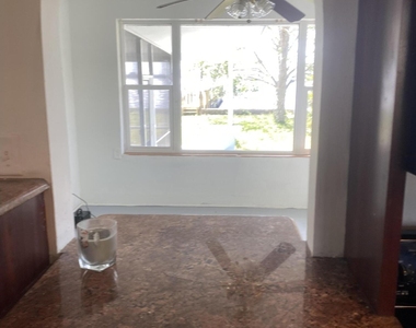 67 W North Shore Avenue - Photo Thumbnail 11