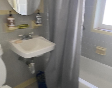 67 W North Shore Avenue - Photo Thumbnail 13