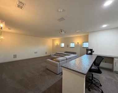 2417 Mare Road - Photo Thumbnail 16