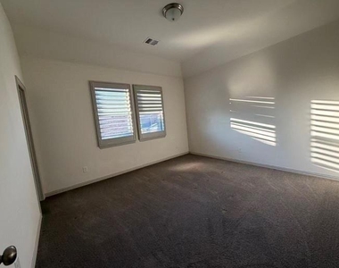 2417 Mare Road - Photo Thumbnail 13