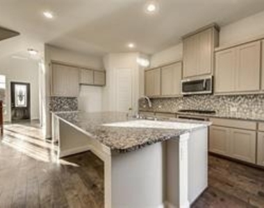 4929 Mckinney Hollow Drive - Photo Thumbnail 1