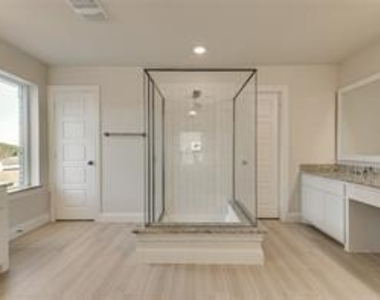 4929 Mckinney Hollow Drive - Photo Thumbnail 7