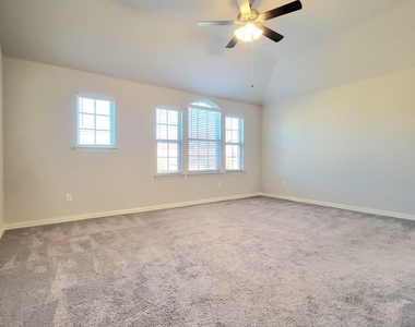 829 Ben Lane - Photo Thumbnail 14