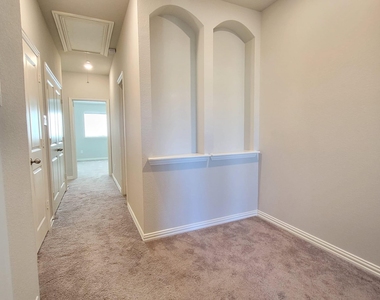 829 Ben Lane - Photo Thumbnail 11