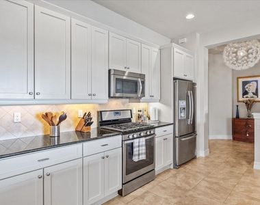 2899 Florence Street - Photo Thumbnail 17