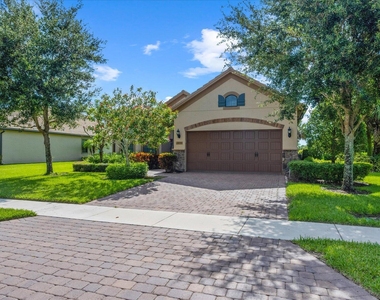 2899 Florence Street - Photo Thumbnail 2