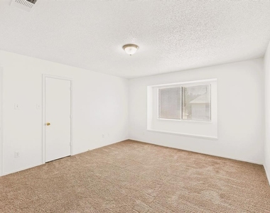 9073 Stillwater Trail - Photo Thumbnail 20