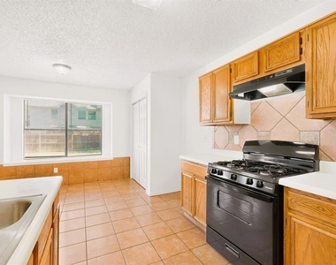 9073 Stillwater Trail - Photo Thumbnail 9